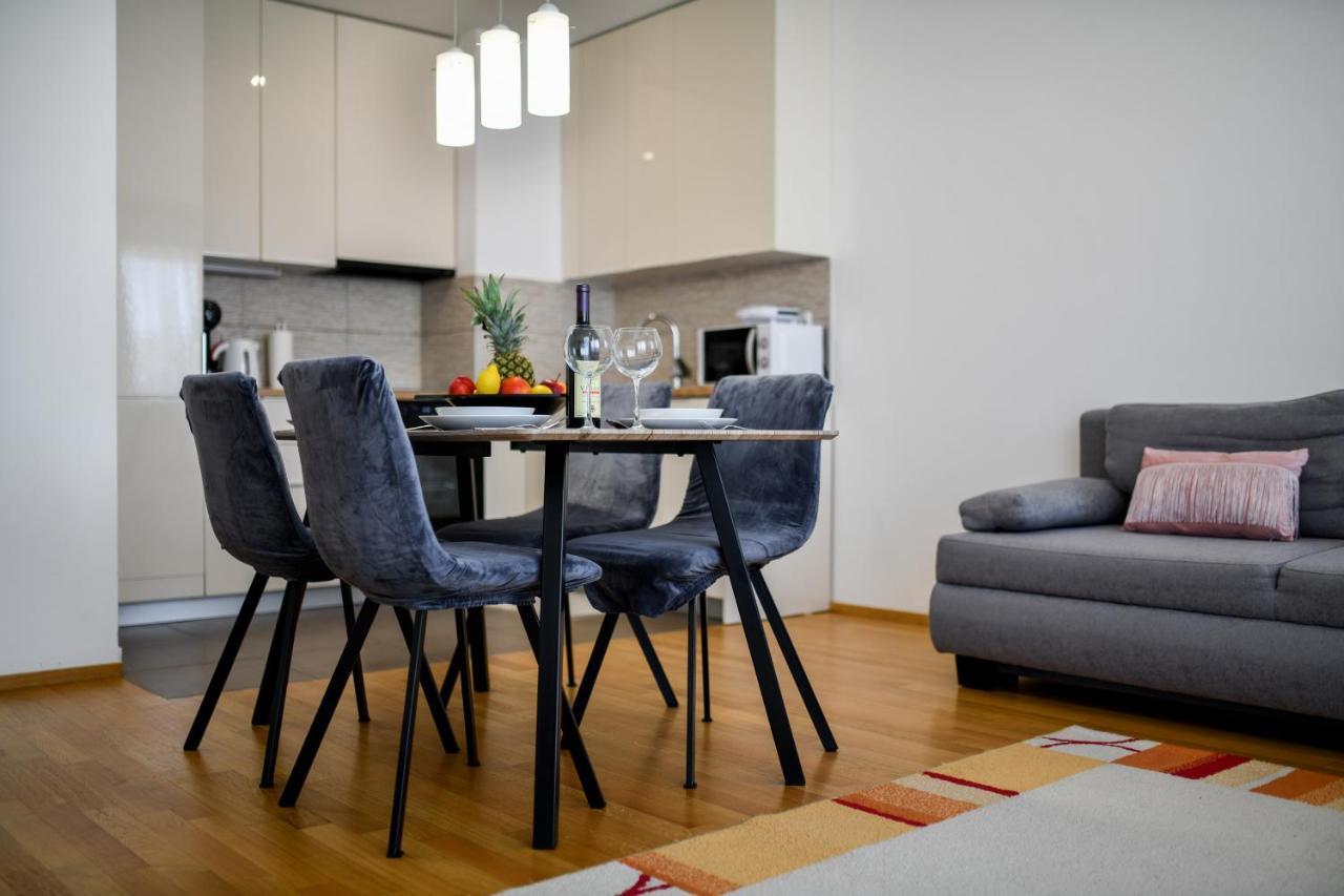 Modern Apartment For 2025' Vacation In Zadar Exterior photo